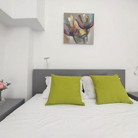 Sweet Dreams Suites Lovely Duplex Universitate Bukarest Exterior foto