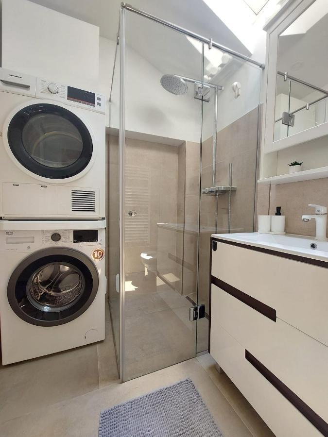 Sweet Dreams Suites Lovely Duplex Universitate Bukarest Exterior foto