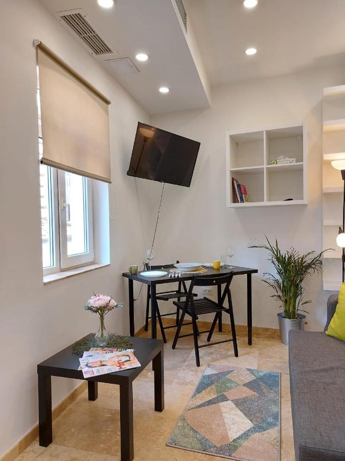 Sweet Dreams Suites Lovely Duplex Universitate Bukarest Exterior foto