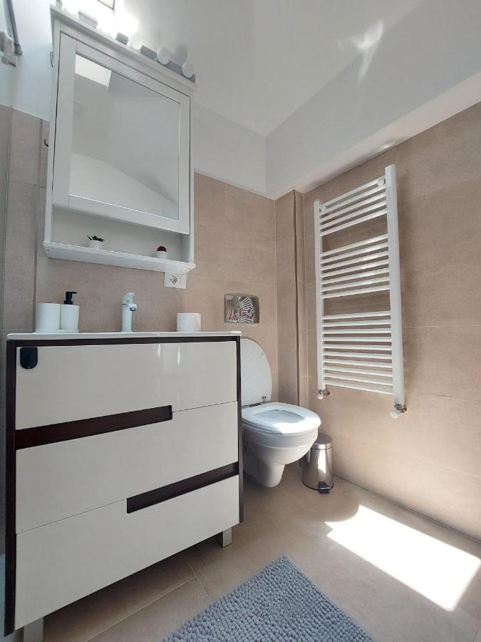 Sweet Dreams Suites Lovely Duplex Universitate Bukarest Exterior foto